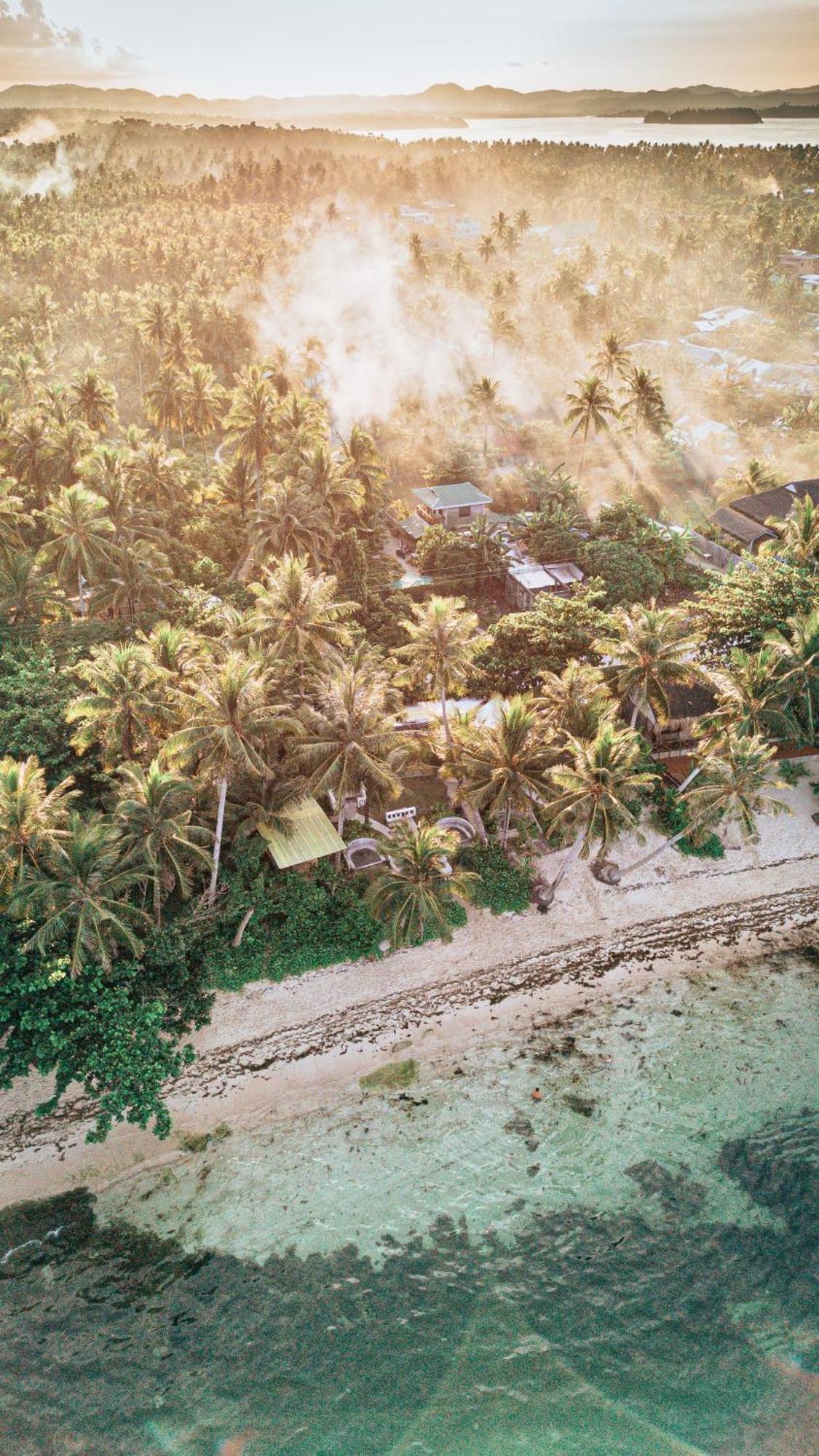 Shakabrah'S Beachfront Kubo General Luna  Exterior photo
